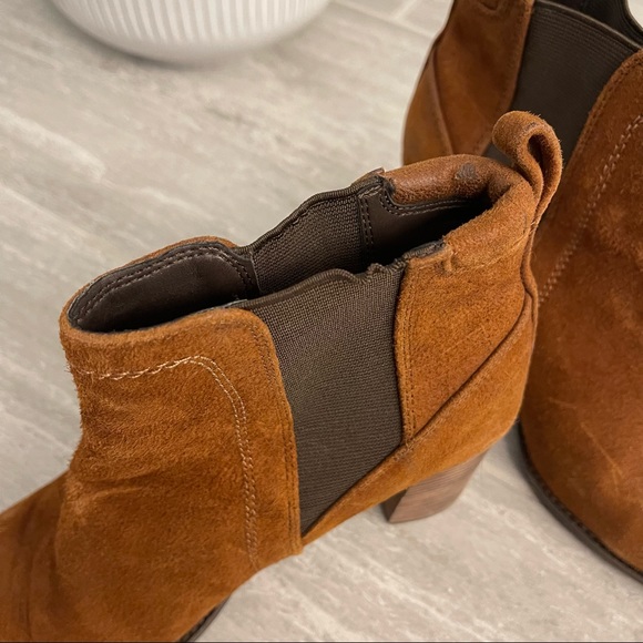 Honey Suede Fraco Sarto Booties - Picture 6 of 9